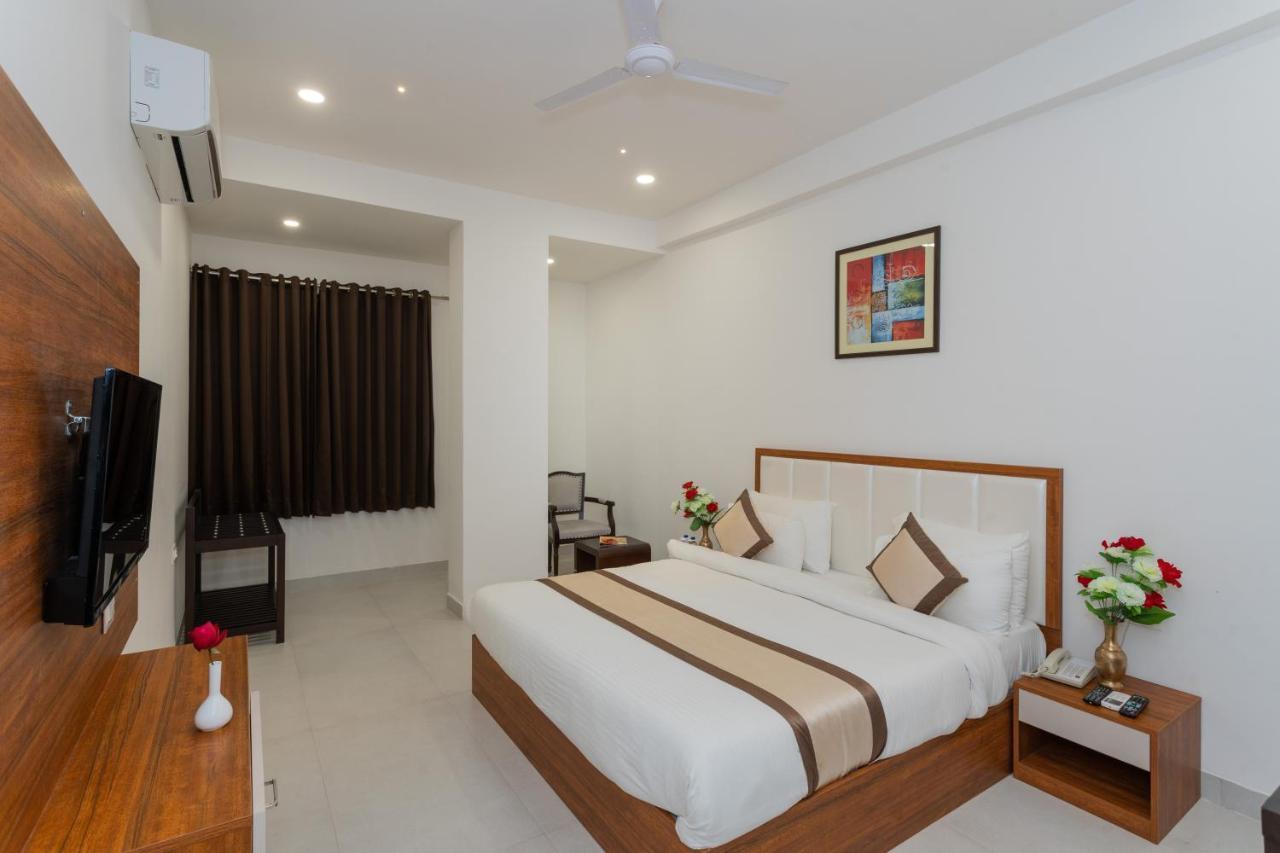 Hotel Siddhartha Inn Udaipur Exterior photo