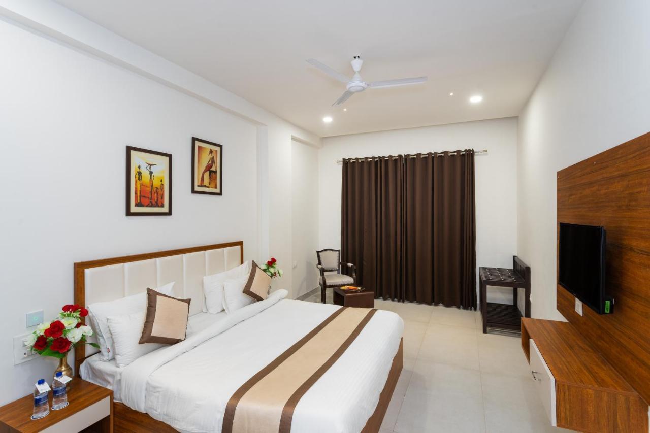 Hotel Siddhartha Inn Udaipur Exterior photo